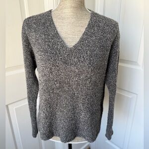 Eileen Fisher Merino Wool Cashmere Grey V Neck Sweater Italian Yarn Small